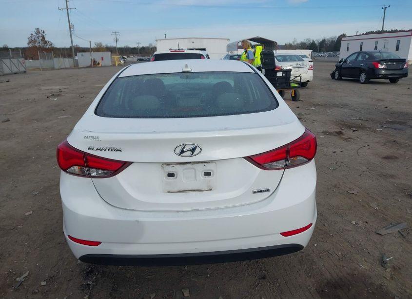 Photo 16 of 2015 Hyundai Elantra LIMITED (VIN 5NPDH4AE3FH622681)