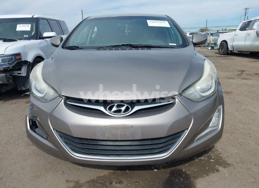 Photo 11 of 2015 Hyundai Elantra SE (VIN 5NPDH4AE3FH623331)