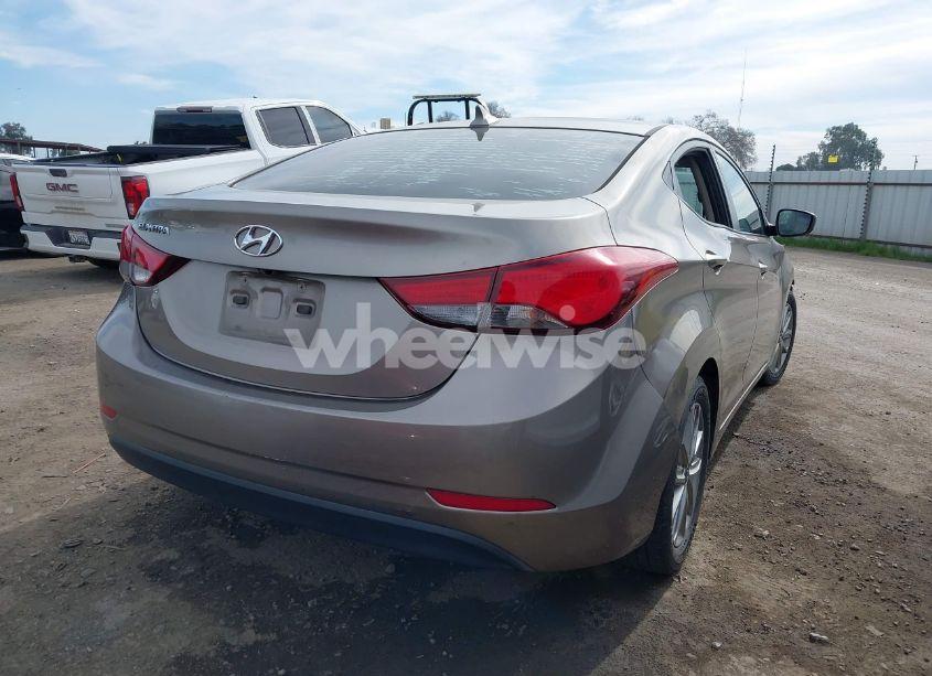 Photo 4 of 2015 Hyundai Elantra SE (VIN 5NPDH4AE3FH623331)