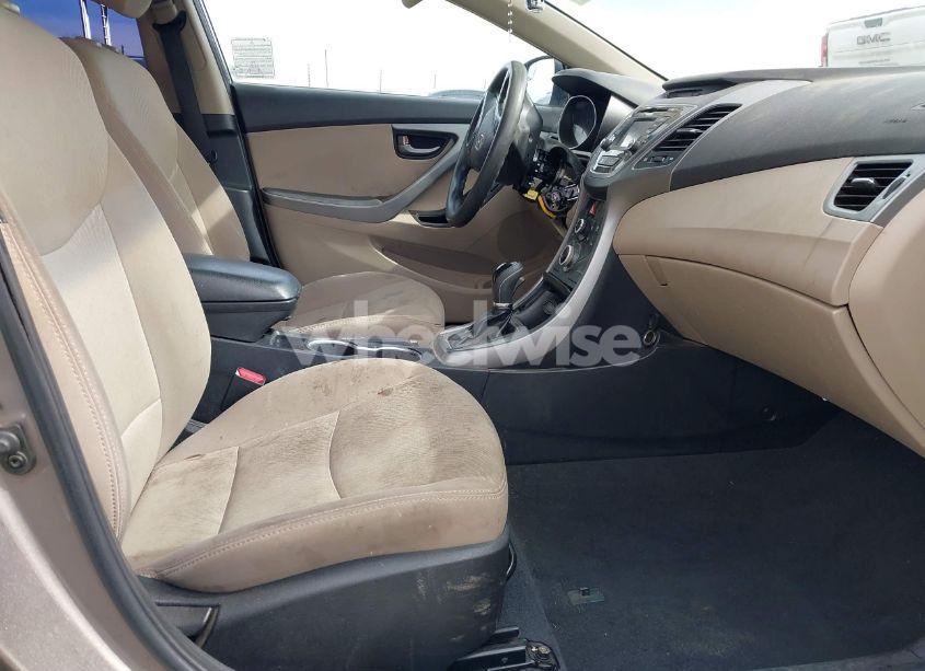 Photo 5 of 2015 Hyundai Elantra SE (VIN 5NPDH4AE3FH623331)