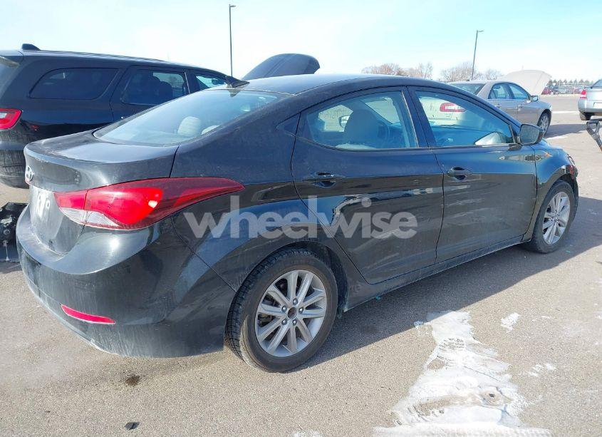 Photo 4 of 2015 Hyundai Elantra SE (VIN 5NPDH4AE3FH623510)
