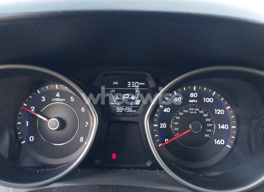 Photo 7 of 2015 Hyundai Elantra SE (VIN 5NPDH4AE3FH623510)