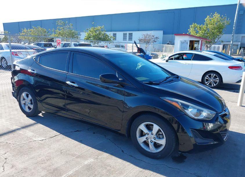 2015 Hyundai Elantra SE (VIN 5NPDH4AE3FH624298) main photo