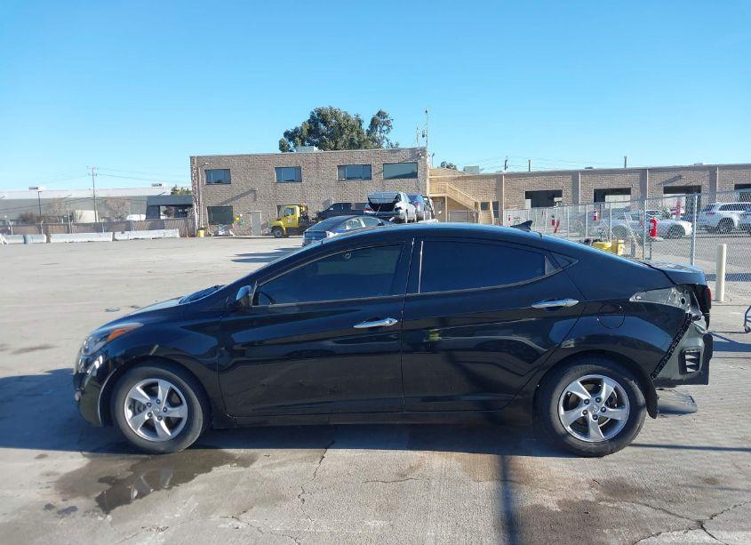 Photo 15 of 2015 Hyundai Elantra SE (VIN 5NPDH4AE3FH624298)