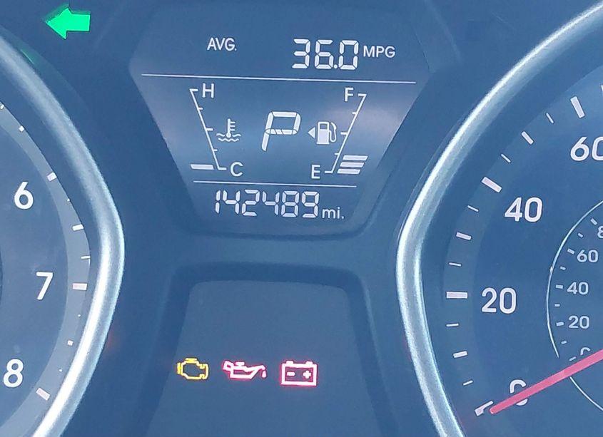 Photo 16 of 2015 Hyundai Elantra SE (VIN 5NPDH4AE3FH624298)