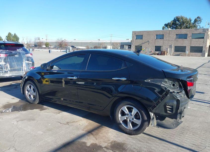 Photo 3 of 2015 Hyundai Elantra SE (VIN 5NPDH4AE3FH624298)