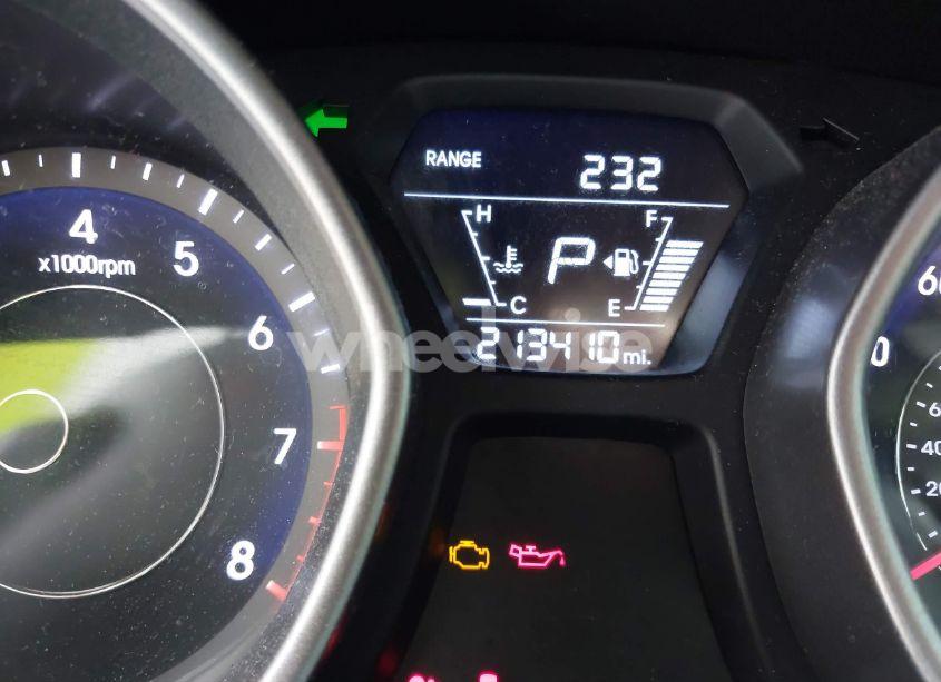 Photo 16 of 2015 Hyundai Elantra SE (VIN 5NPDH4AE3FH636712)