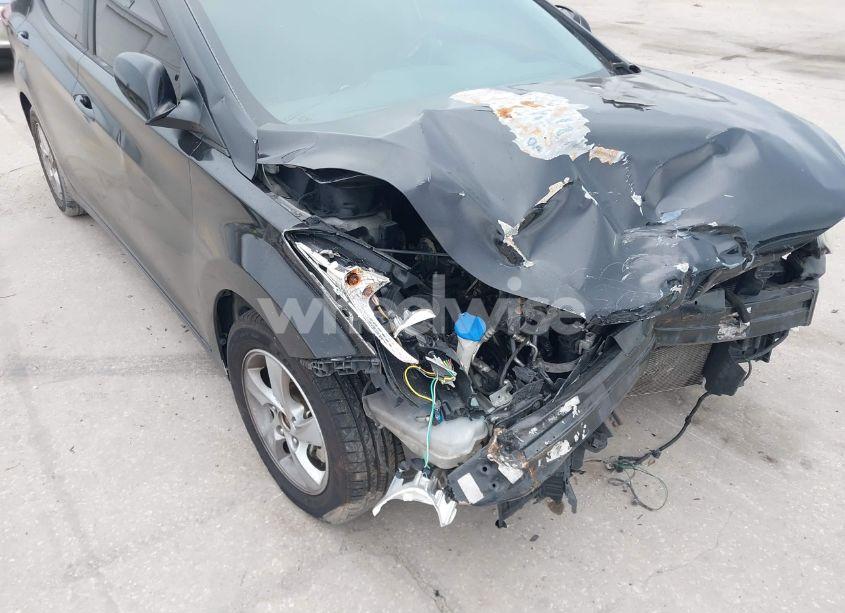 Photo 6 of 2015 Hyundai Elantra SE (VIN 5NPDH4AE3FH636712)