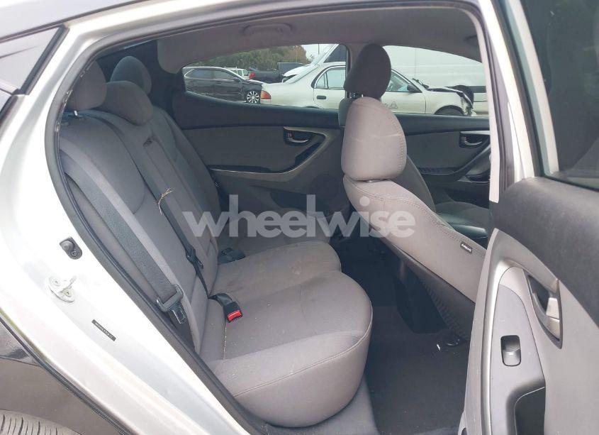 Photo 8 of 2015 Hyundai Elantra SE (VIN 5NPDH4AE3FH636712)