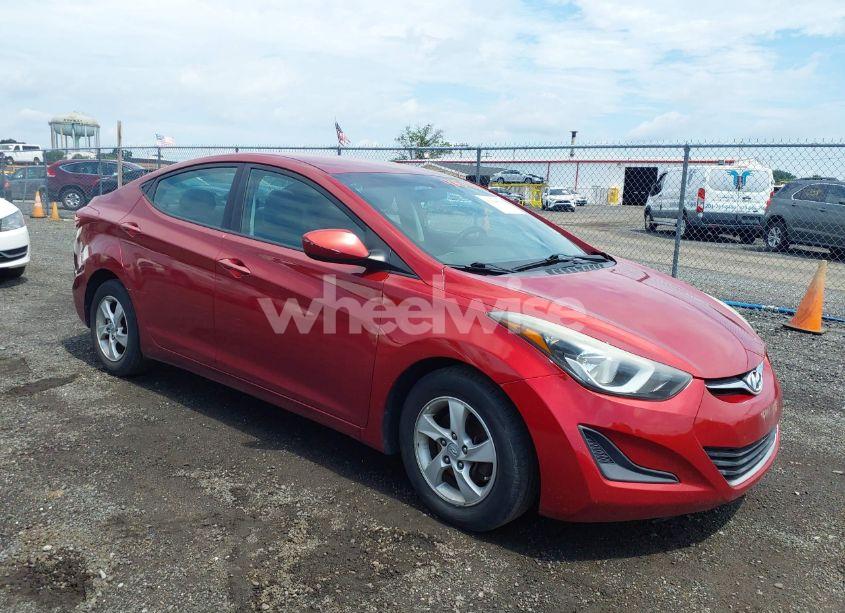 2015 Hyundai Elantra SE (VIN 5NPDH4AE3FH646639) main photo