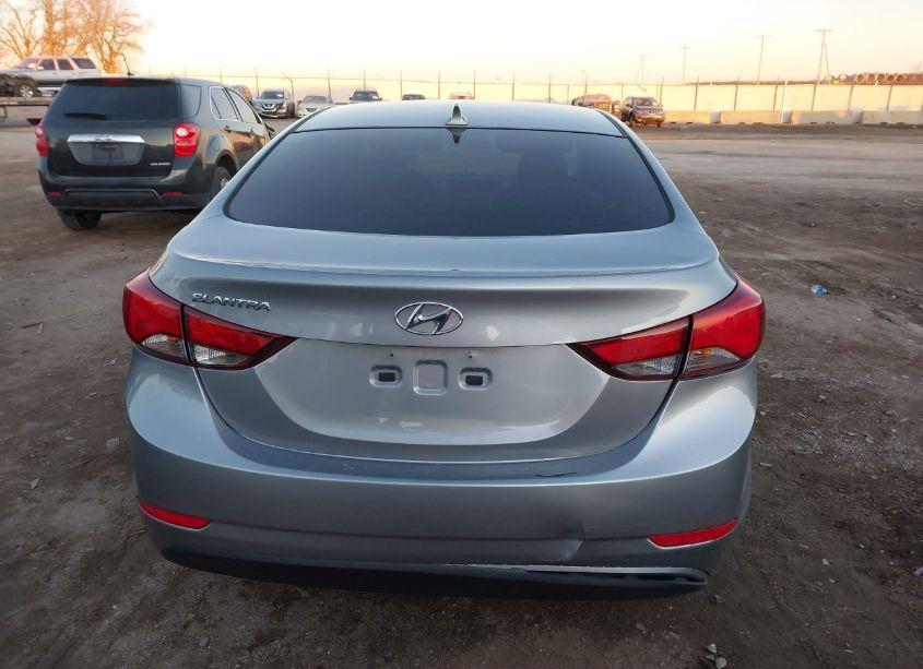 Photo 16 of 2015 Hyundai Elantra SE (VIN 5NPDH4AE3FH648911)