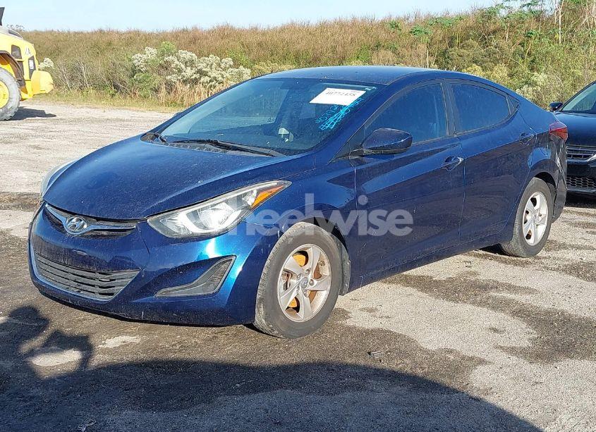 Photo 2 of 2015 Hyundai Elantra SE (VIN 5NPDH4AE3FH652098)
