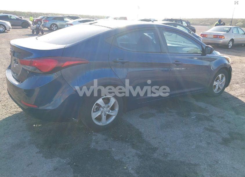 Photo 4 of 2015 Hyundai Elantra SE (VIN 5NPDH4AE3FH652098)