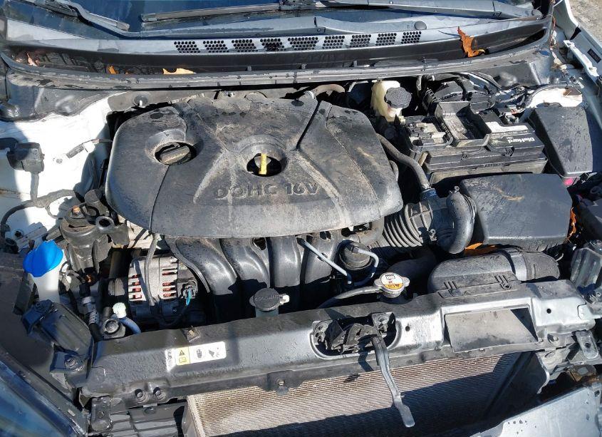 Photo 10 of 2016 Hyundai Elantra SE (VIN 5NPDH4AE3GH665872)