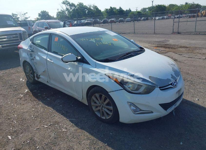 2016 Hyundai Elantra SE (VIN 5NPDH4AE3GH683949) main photo