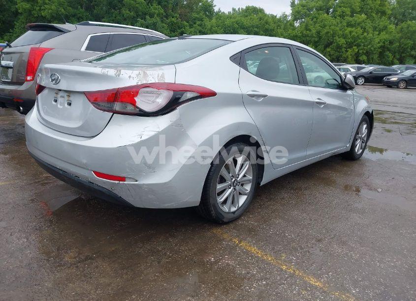 Photo 4 of 2016 Hyundai Elantra SE (VIN 5NPDH4AE3GH684633)