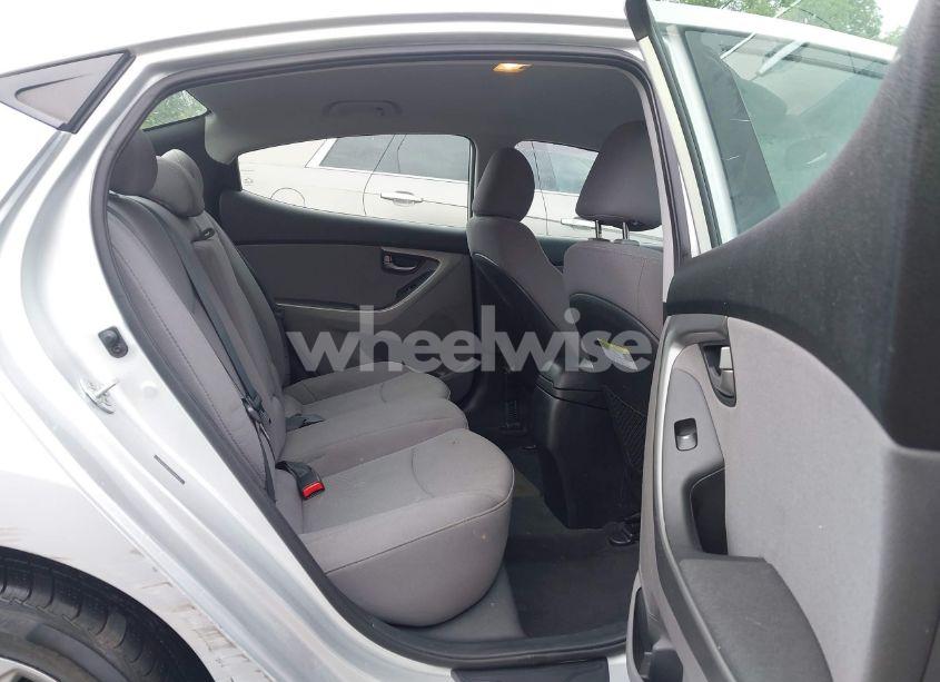 Photo 8 of 2016 Hyundai Elantra SE (VIN 5NPDH4AE3GH684633)