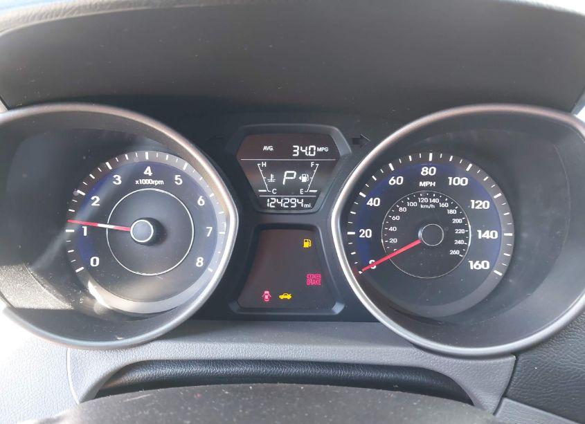 Photo 7 of 2016 Hyundai Elantra SE (VIN 5NPDH4AE3GH685166)