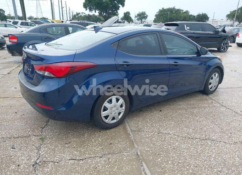 Photo 4 of 2016 Hyundai Elantra SE (VIN 5NPDH4AE3GH692425)
