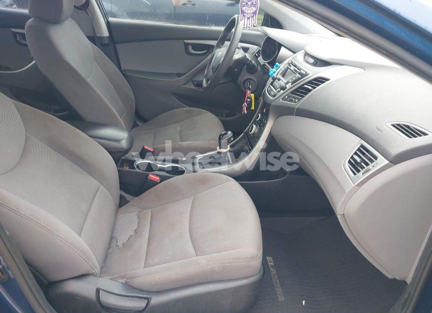 Photo 5 of 2016 Hyundai Elantra SE (VIN 5NPDH4AE3GH692425)