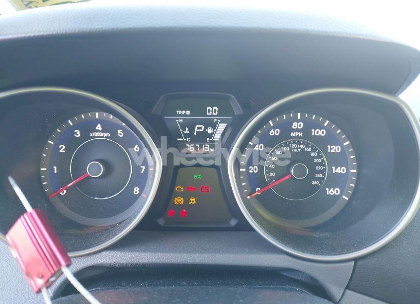 Photo 7 of 2016 Hyundai Elantra SE (VIN 5NPDH4AE3GH719400)