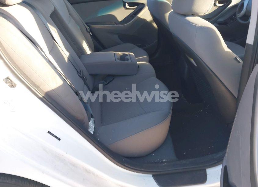 Photo 8 of 2016 Hyundai Elantra SE (VIN 5NPDH4AE3GH719400)