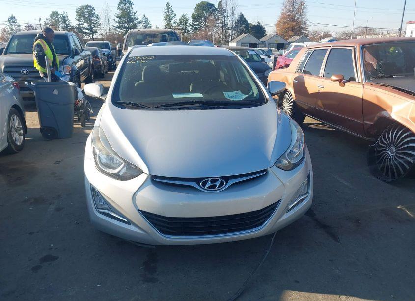 Photo 12 of 2016 Hyundai Elantra SE (VIN 5NPDH4AE3GH721745)