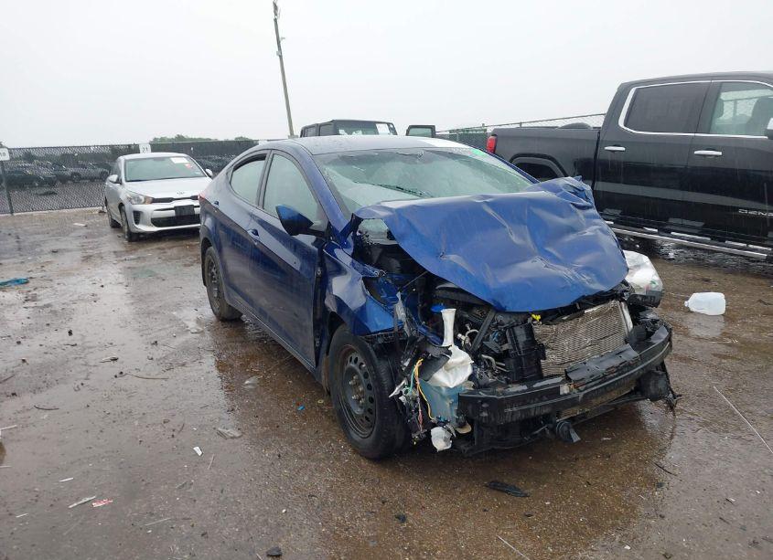 2016 Hyundai Elantra SE (VIN 5NPDH4AE3GH726945) main photo