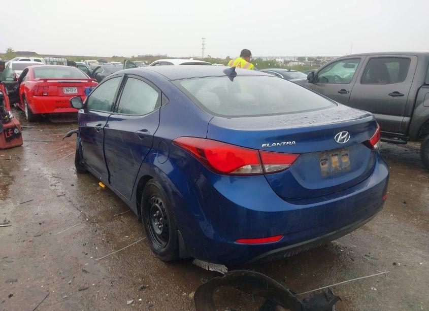 Photo 3 of 2016 Hyundai Elantra SE (VIN 5NPDH4AE3GH726945)