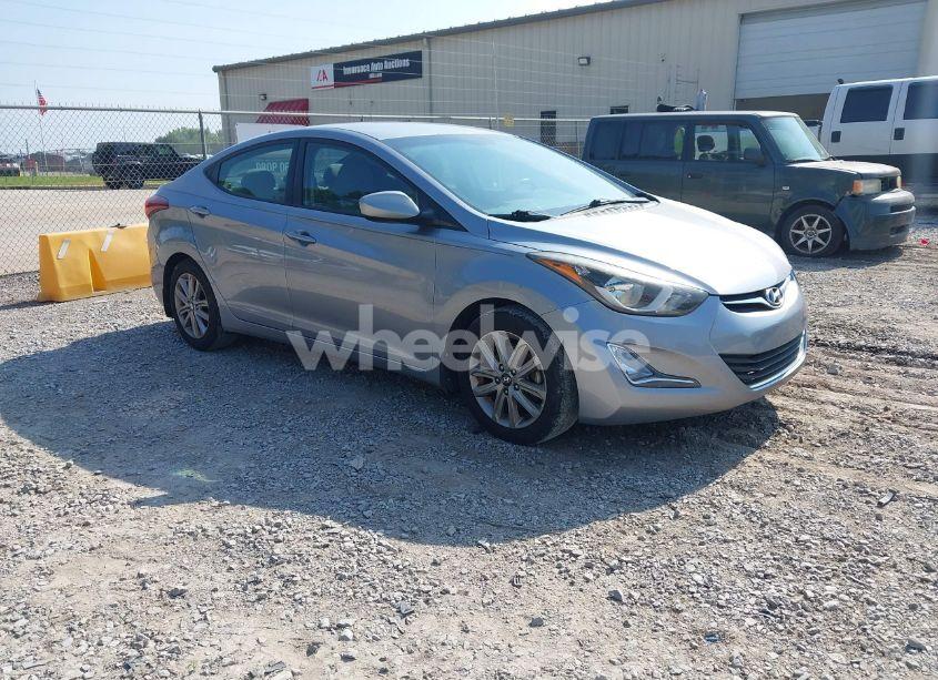 2016 Hyundai Elantra SE (VIN 5NPDH4AE3GH730512) main photo