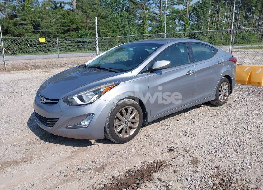 Photo 2 of 2016 Hyundai Elantra SE (VIN 5NPDH4AE3GH730512)