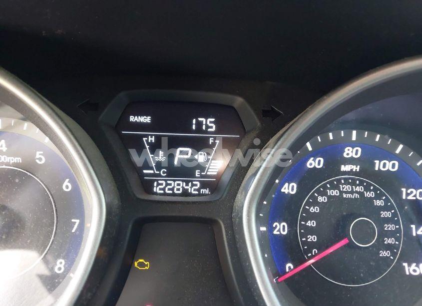 Photo 7 of 2016 Hyundai Elantra SE (VIN 5NPDH4AE3GH730512)