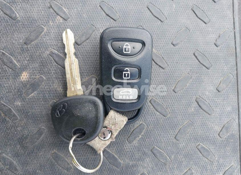 Photo 11 of 2016 Hyundai Elantra SE (VIN 5NPDH4AE3GH747665)