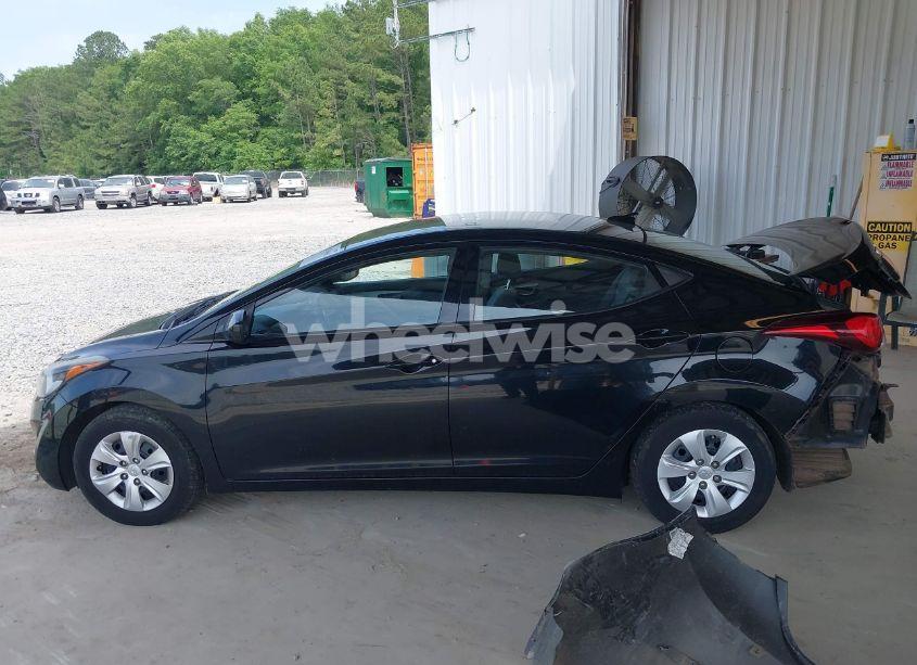 Photo 15 of 2016 Hyundai Elantra SE (VIN 5NPDH4AE3GH754907)