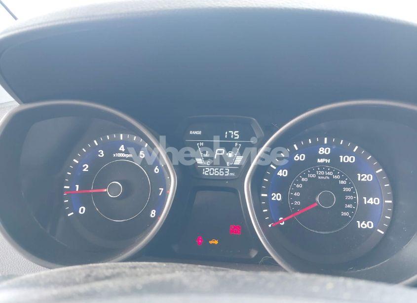 Photo 7 of 2016 Hyundai Elantra SE (VIN 5NPDH4AE3GH754907)