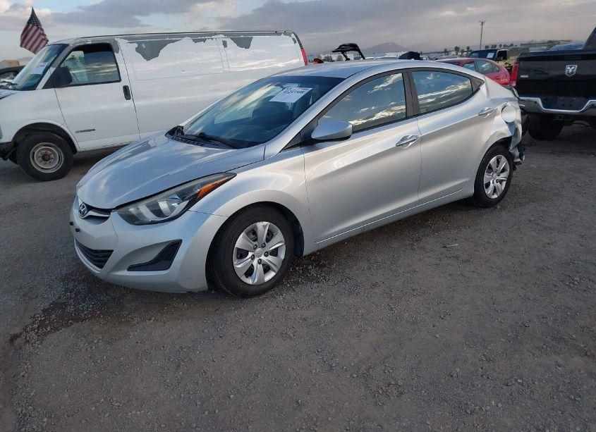 Photo 2 of 2016 Hyundai Elantra SE (VIN 5NPDH4AE3GH755295)