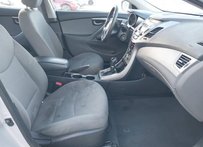 Photo 5 of 2016 Hyundai Elantra SE (VIN 5NPDH4AE3GH755295)