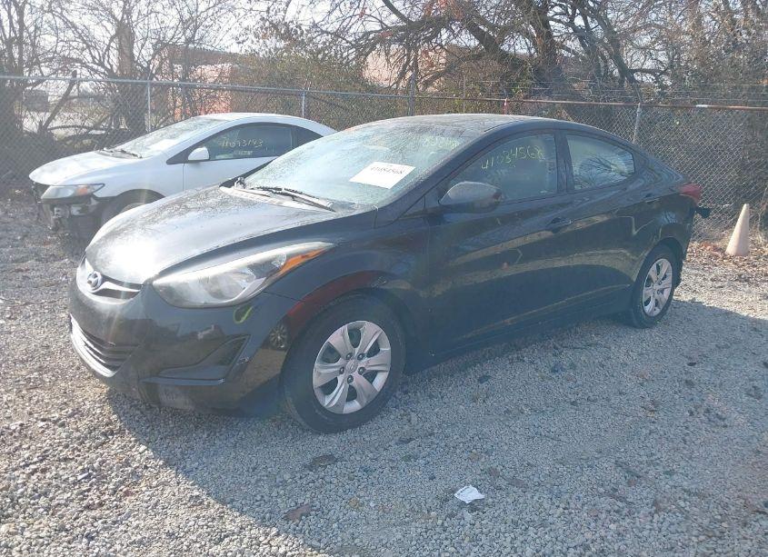 Photo 2 of 2016 Hyundai Elantra SE (VIN 5NPDH4AE3GH763350)