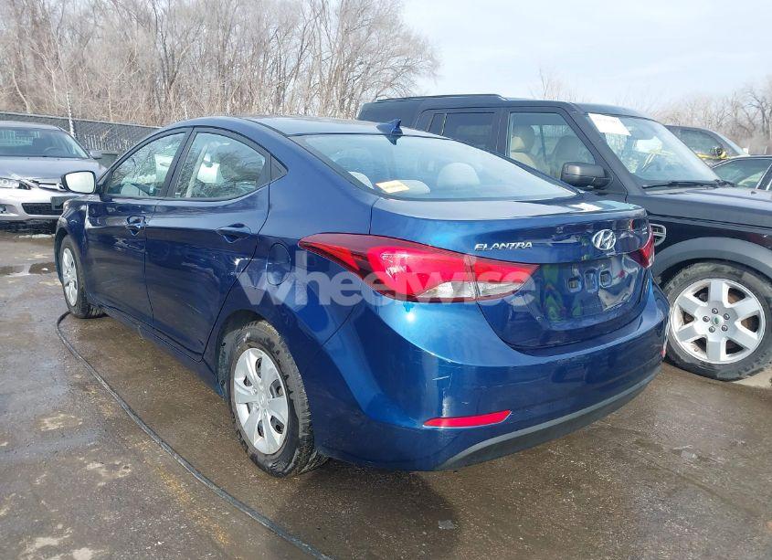 Photo 3 of 2016 Hyundai Elantra SE (VIN 5NPDH4AE3GH764126)