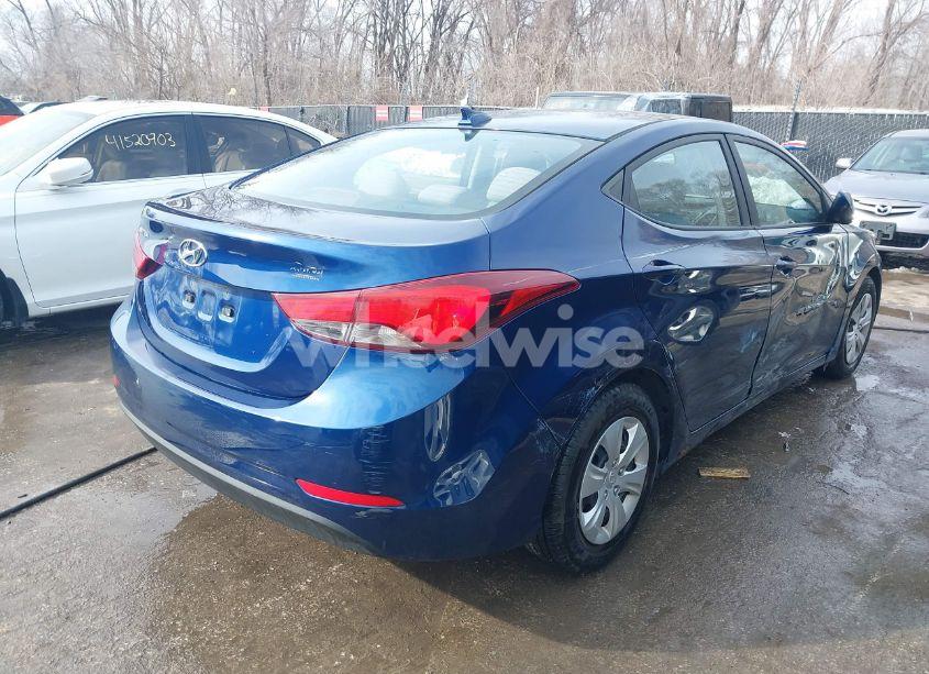 Photo 4 of 2016 Hyundai Elantra SE (VIN 5NPDH4AE3GH764126)