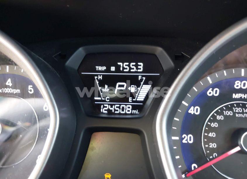 Photo 7 of 2016 Hyundai Elantra SE (VIN 5NPDH4AE3GH767415)