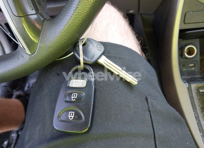 Photo 11 of 2016 Hyundai Elantra SE (VIN 5NPDH4AE3GH781038)