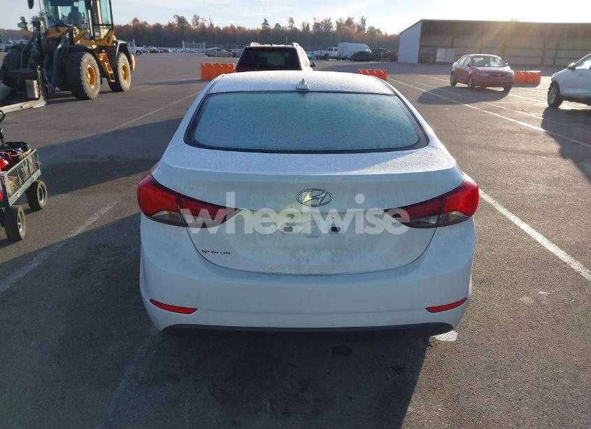 Photo 16 of 2016 Hyundai Elantra SE (VIN 5NPDH4AE3GH781038)