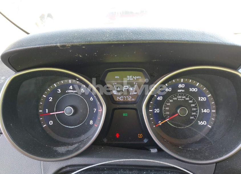 Photo 7 of 2016 Hyundai Elantra SE (VIN 5NPDH4AE3GH781038)