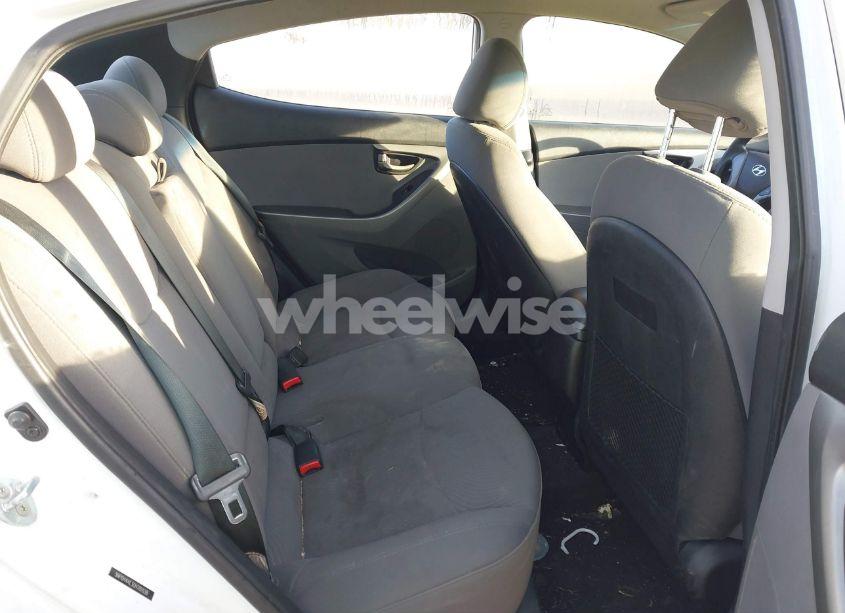 Photo 8 of 2016 Hyundai Elantra SE (VIN 5NPDH4AE3GH781038)