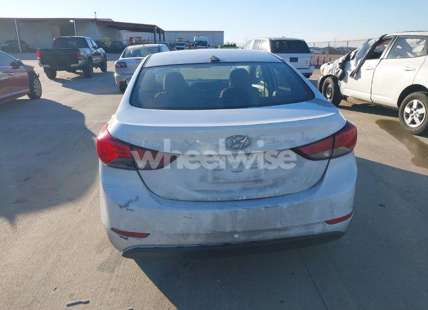 Photo 16 of 2016 Hyundai Elantra SE (VIN 5NPDH4AE3GH783565)