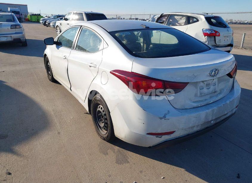 Photo 3 of 2016 Hyundai Elantra SE (VIN 5NPDH4AE3GH783565)