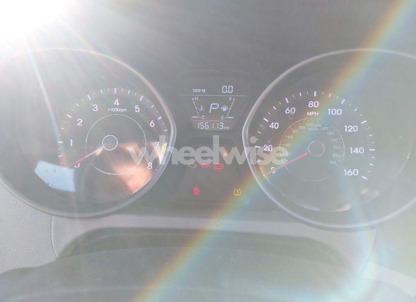 Photo 7 of 2016 Hyundai Elantra SE (VIN 5NPDH4AE3GH783565)