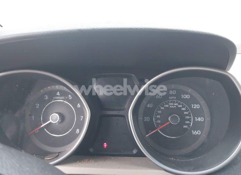 Photo 7 of 2016 Hyundai Elantra SE (VIN 5NPDH4AE3GH796557)