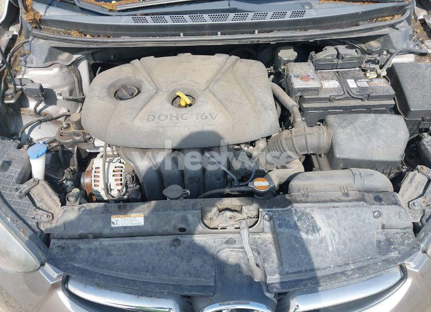 Photo 10 of 2011 Hyundai Elantra LIMITED (VIN 5NPDH4AE4BH001279)